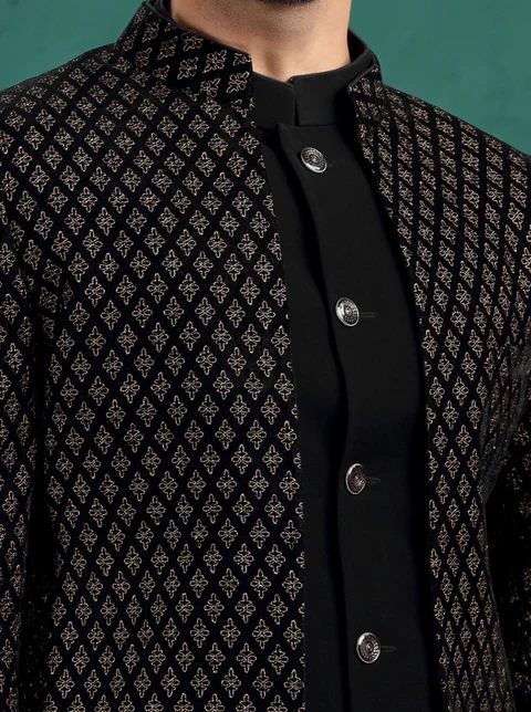 Black Embroidred Jodhpuri Suit