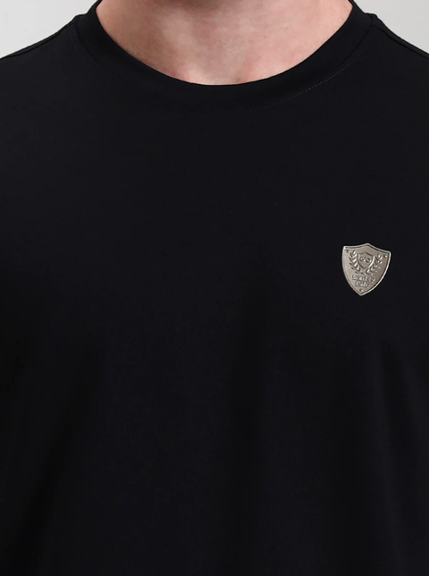 Black Solid Slim Fit T-Shirt