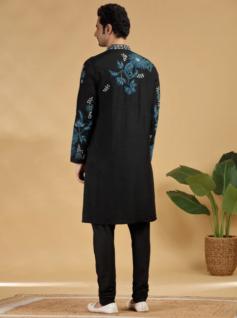 Black Embroidered Kurta