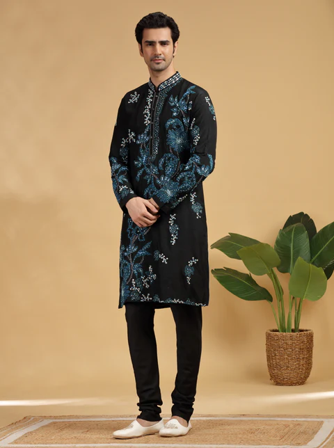 Black Embroidered Kurta